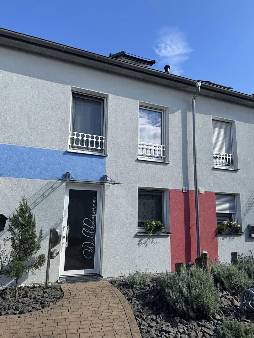 Prodej domu 141 m², pozemek 256 m², Worms-Herrnsheim, Porýní-Falc Prodej domu 141 m², pozemek 256 m², Worms-Herrnsheim, Porýní-Falc