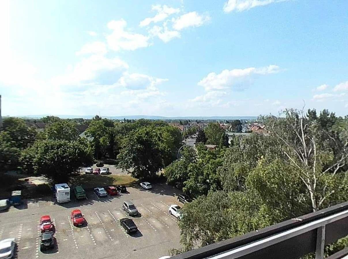 Pronájem bytu 2+1 66 m², Bischofsheim, Hessen Pronájem bytu 2+1 66 m², Bischofsheim, Hessen