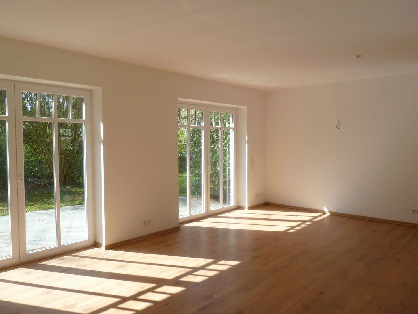 Pronájem domu 151 m², pozemek 350 m², Hamburg, Hamburg Pronájem domu 151 m², pozemek 350 m², Hamburg, Hamburg