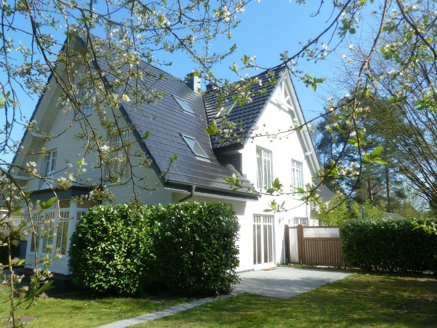 Pronájem domu 151 m², pozemek 350 m², Hamburg, Hamburg Pronájem domu 151 m², pozemek 350 m², Hamburg, Hamburg