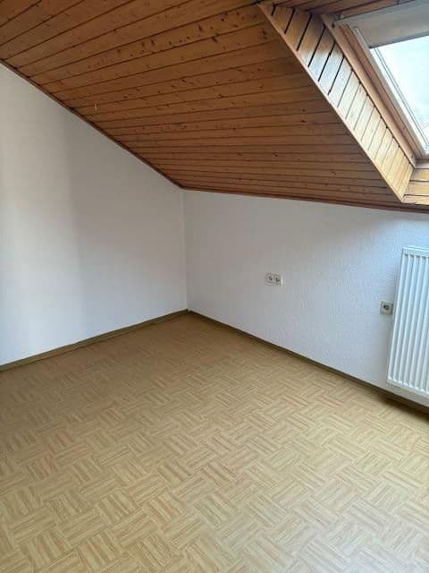 Pronájem bytu 3+1 75 m², Mannheim, Bádensko-Württembersko Pronájem bytu 3+1 75 m², Mannheim, Bádensko-Württembersko