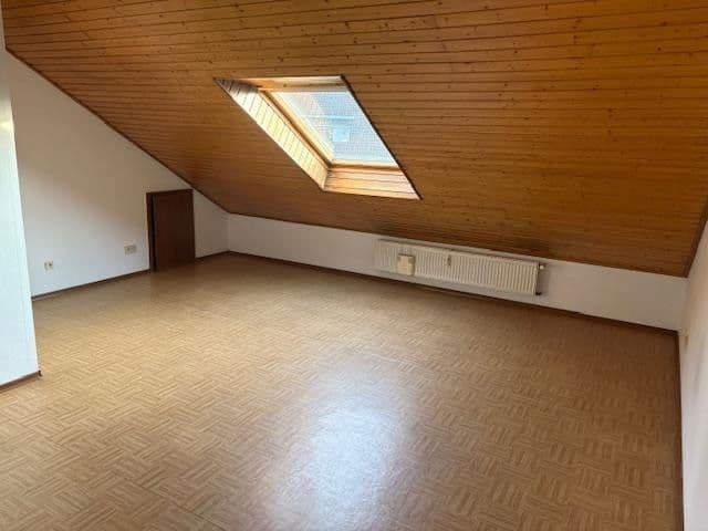 Pronájem bytu 3+1 75 m², Mannheim, Bádensko-Württembersko Pronájem bytu 3+1 75 m², Mannheim, Bádensko-Württembersko