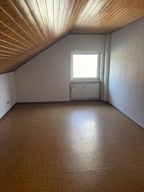 Pronájem bytu 3+1 75 m², Mannheim, Bádensko-Württembersko Pronájem bytu 3+1 75 m², Mannheim, Bádensko-Württembersko