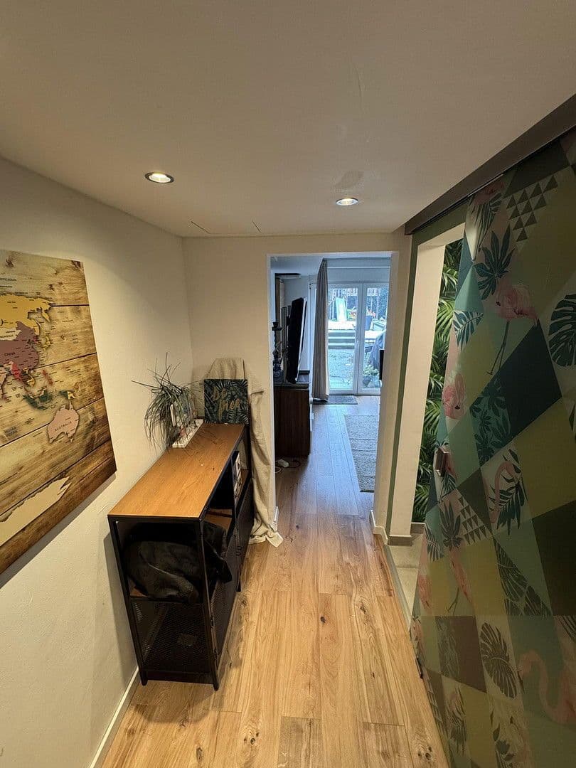 Prodej bytu 4+1 98 m², Essen, Severní Porýní-Vestfálsko Prodej bytu 4+1 98 m², Essen, Severní Porýní-Vestfálsko