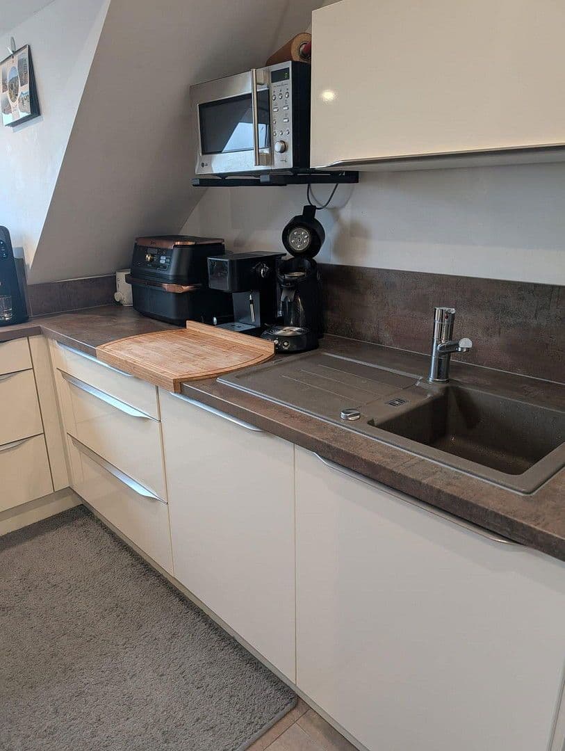 Prodej bytu 4+1 98 m², Essen, Severní Porýní-Vestfálsko Prodej bytu 4+1 98 m², Essen, Severní Porýní-Vestfálsko