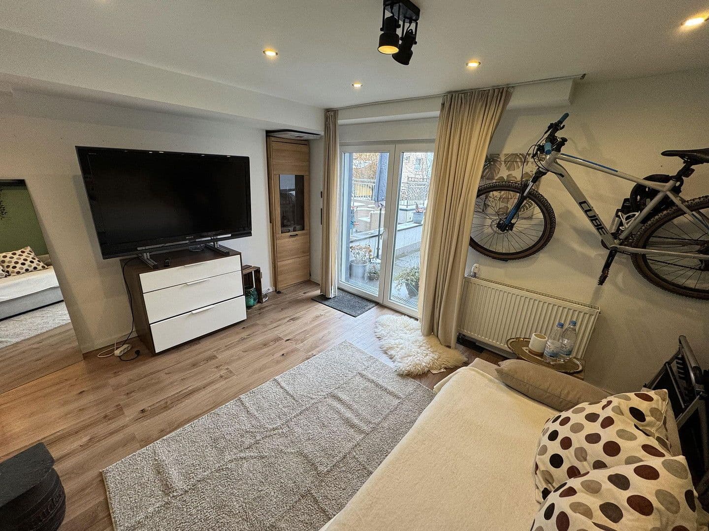 Prodej bytu 4+1 98 m², Essen, Severní Porýní-Vestfálsko Prodej bytu 4+1 98 m², Essen, Severní Porýní-Vestfálsko