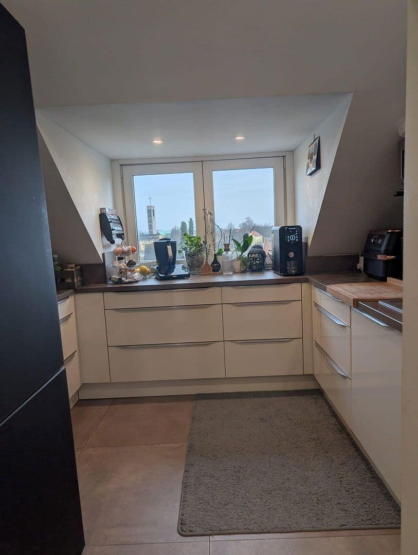 Prodej bytu 4+1 98 m², Essen, Severní Porýní-Vestfálsko Prodej bytu 4+1 98 m², Essen, Severní Porýní-Vestfálsko