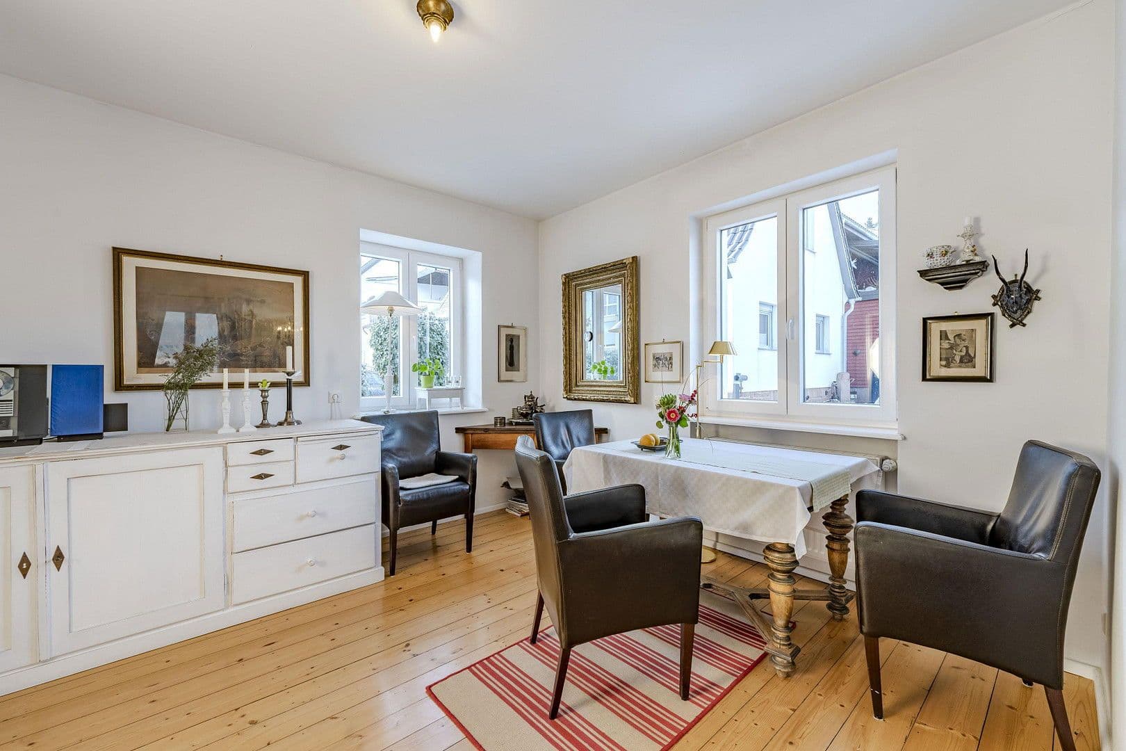 Pronájem domu 130 m², pozemek 446 m², Maikammer, Porýní-Falc Pronájem domu 130 m², pozemek 446 m², Maikammer, Porýní-Falc