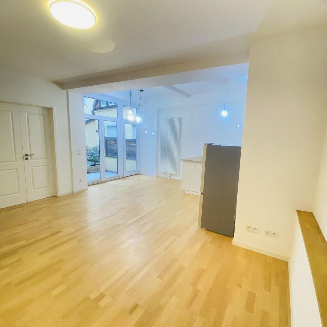 Pronájem bytu 2+1 54 m², Schweppermannstraße 0, Nürnberg, Bavorsko Pronájem bytu 2+1 54 m², Schweppermannstraße 0, Nürnberg, Bavorsko
