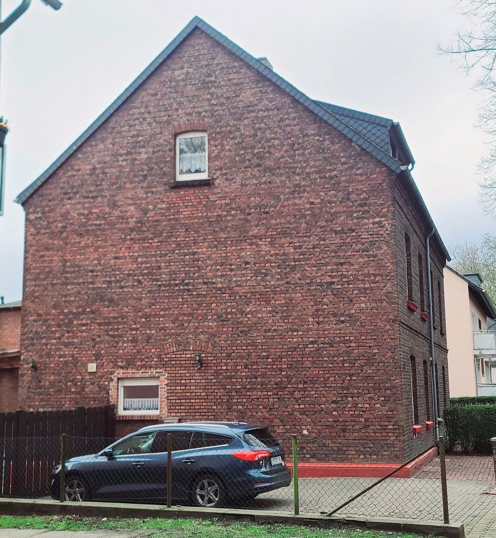 Prodej domu 126 m², pozemek 270 m², Rheinberg, Severní Porýní-Vestfálsko Prodej domu 126 m², pozemek 270 m², Rheinberg, Severní Porýní-Vestfálsko