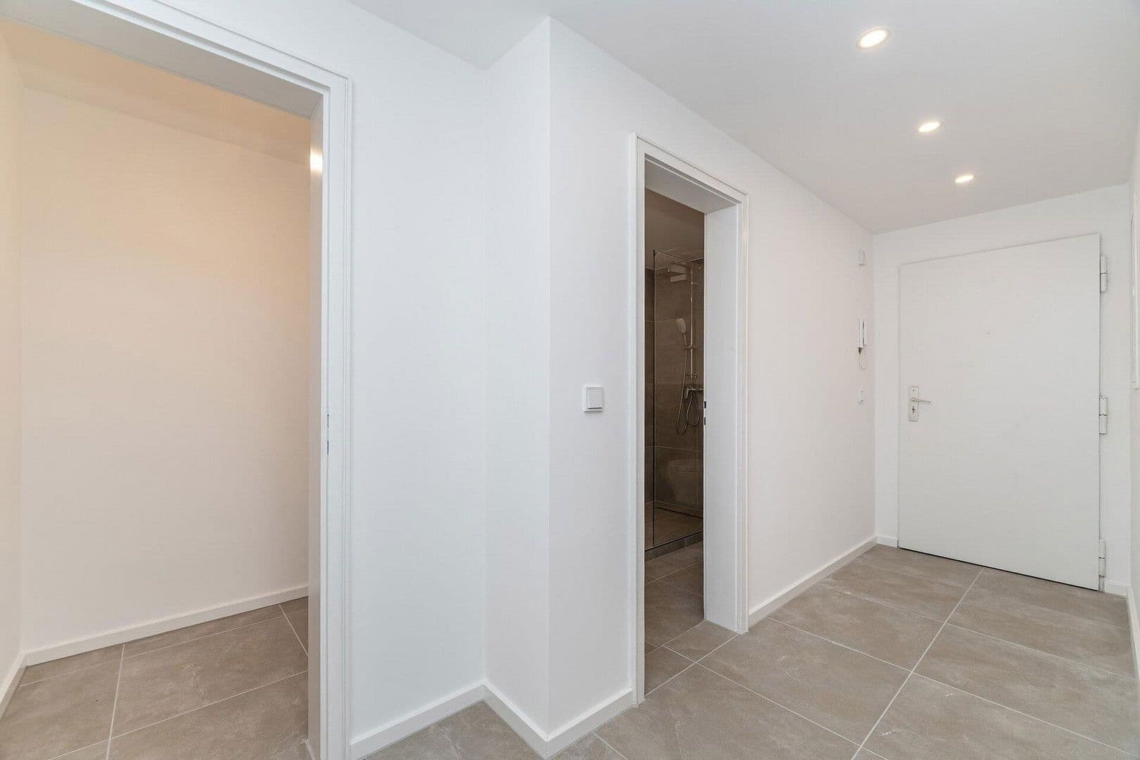 Prodej bytu 3+1 74 m², Germering, Bavorsko Prodej bytu 3+1 74 m², Germering, Bavorsko