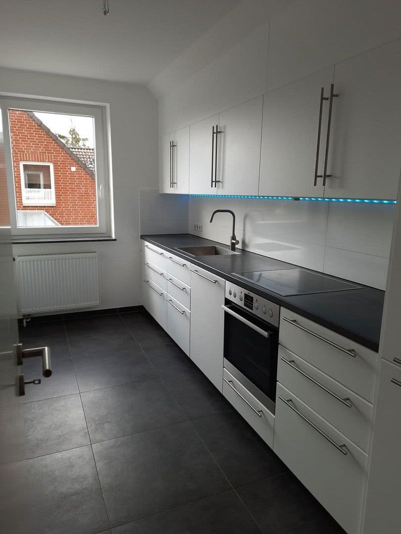 Pronájem bytu 3+1 93 m², Achim, Dolní Sasko Pronájem bytu 3+1 93 m², Achim, Dolní Sasko