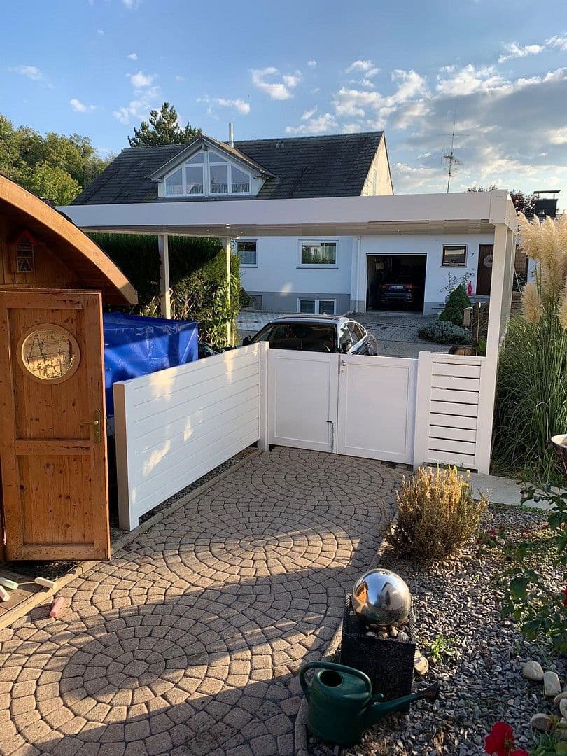 Pronájem domu 220 m², pozemek 554 m², Markgrafenstr. 7, Teningen, Bádensko-Württembersko Pronájem domu 220 m², pozemek 554 m², Markgrafenstr. 7, Teningen, Bádensko-Württembersko