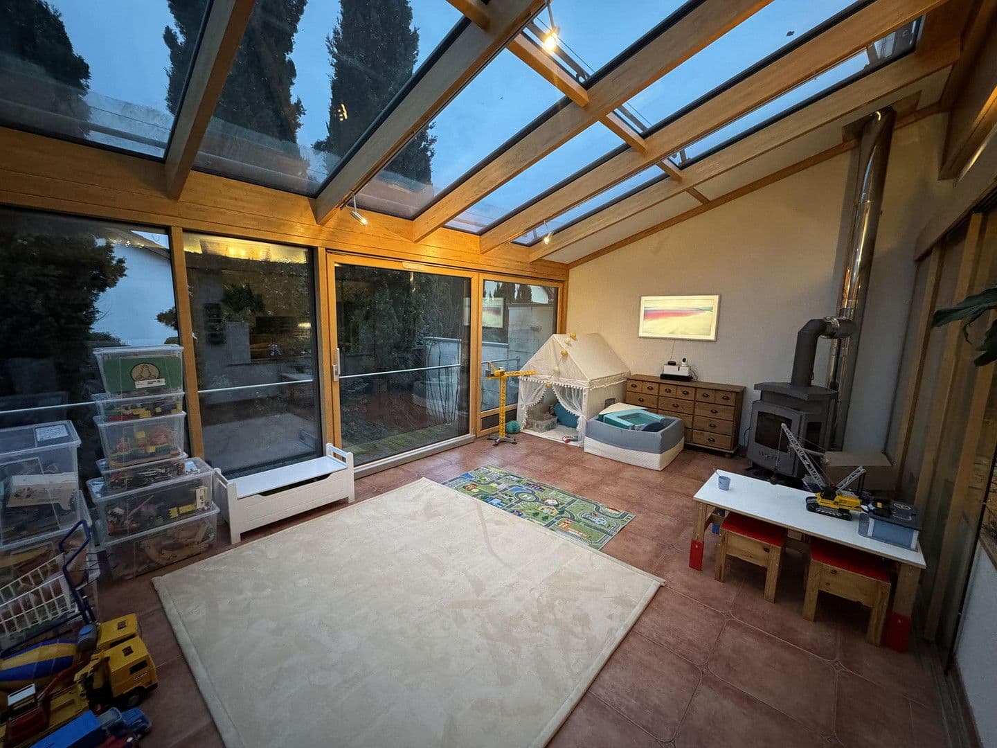 Pronájem domu 220 m², pozemek 554 m², Markgrafenstr. 7, Teningen, Bádensko-Württembersko Pronájem domu 220 m², pozemek 554 m², Markgrafenstr. 7, Teningen, Bádensko-Württembersko