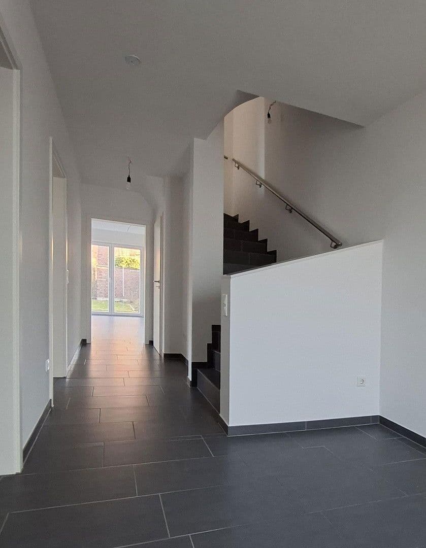 Pronájem domu 169 m², pozemek 352 m², Telgte, Severní Porýní-Vestfálsko Pronájem domu 169 m², pozemek 352 m², Telgte, Severní Porýní-Vestfálsko