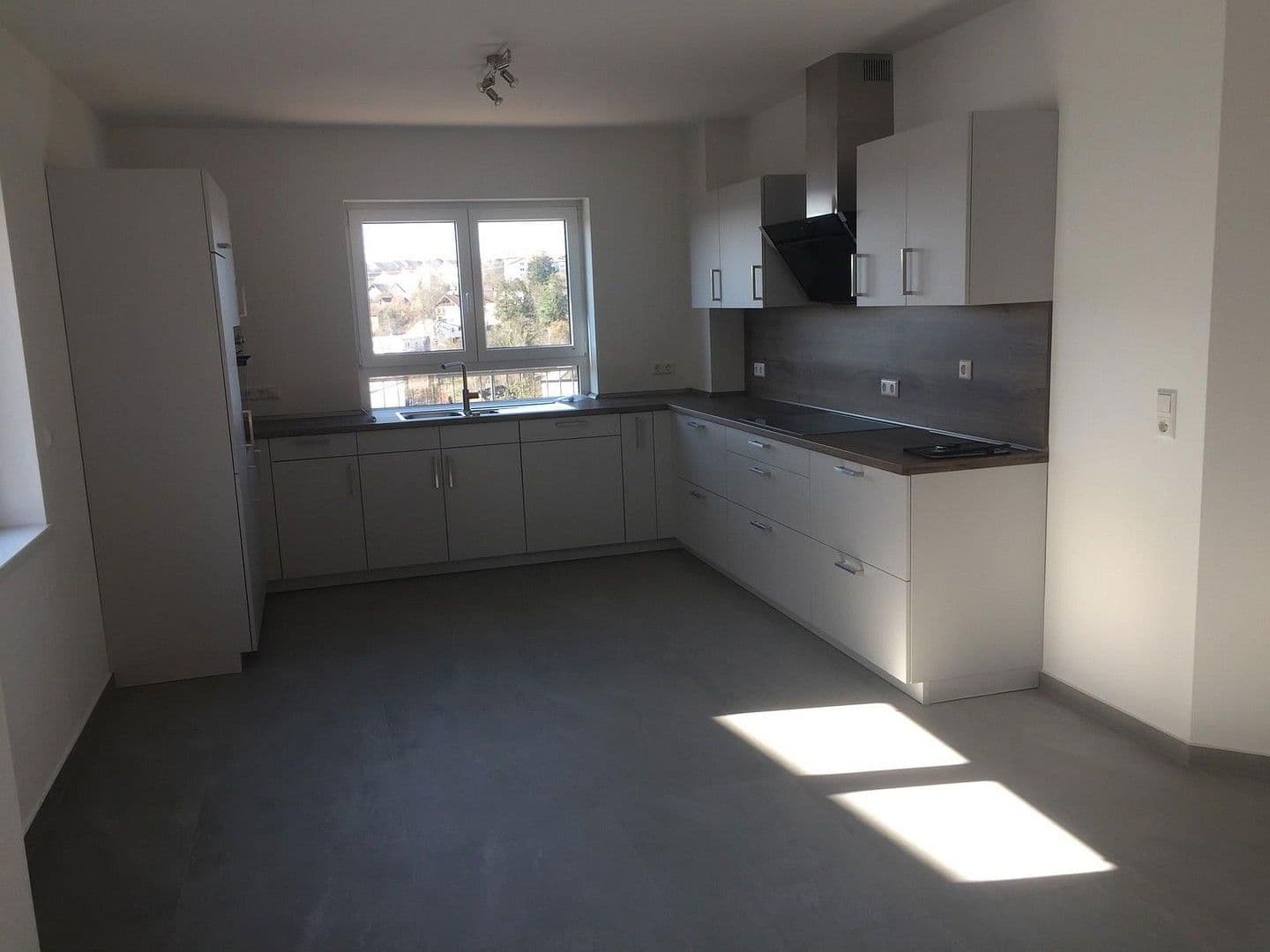 Prodej domu 230 m², pozemek 315 m², Althütter Str 17a, Otterberg, Porýní-Falc Prodej domu 230 m², pozemek 315 m², Althütter Str 17a, Otterberg, Porýní-Falc