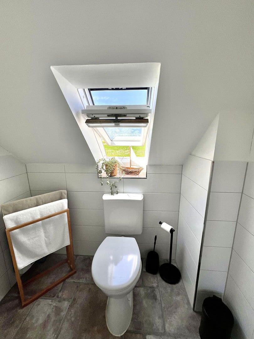 Prodej domu 125 m², pozemek 387 m², Nordosterdeich 74, Neukirchen, Šlesvicko-Holštýnsko Prodej domu 125 m², pozemek 387 m², Nordosterdeich 74, Neukirchen, Šlesvicko-Holštýnsko