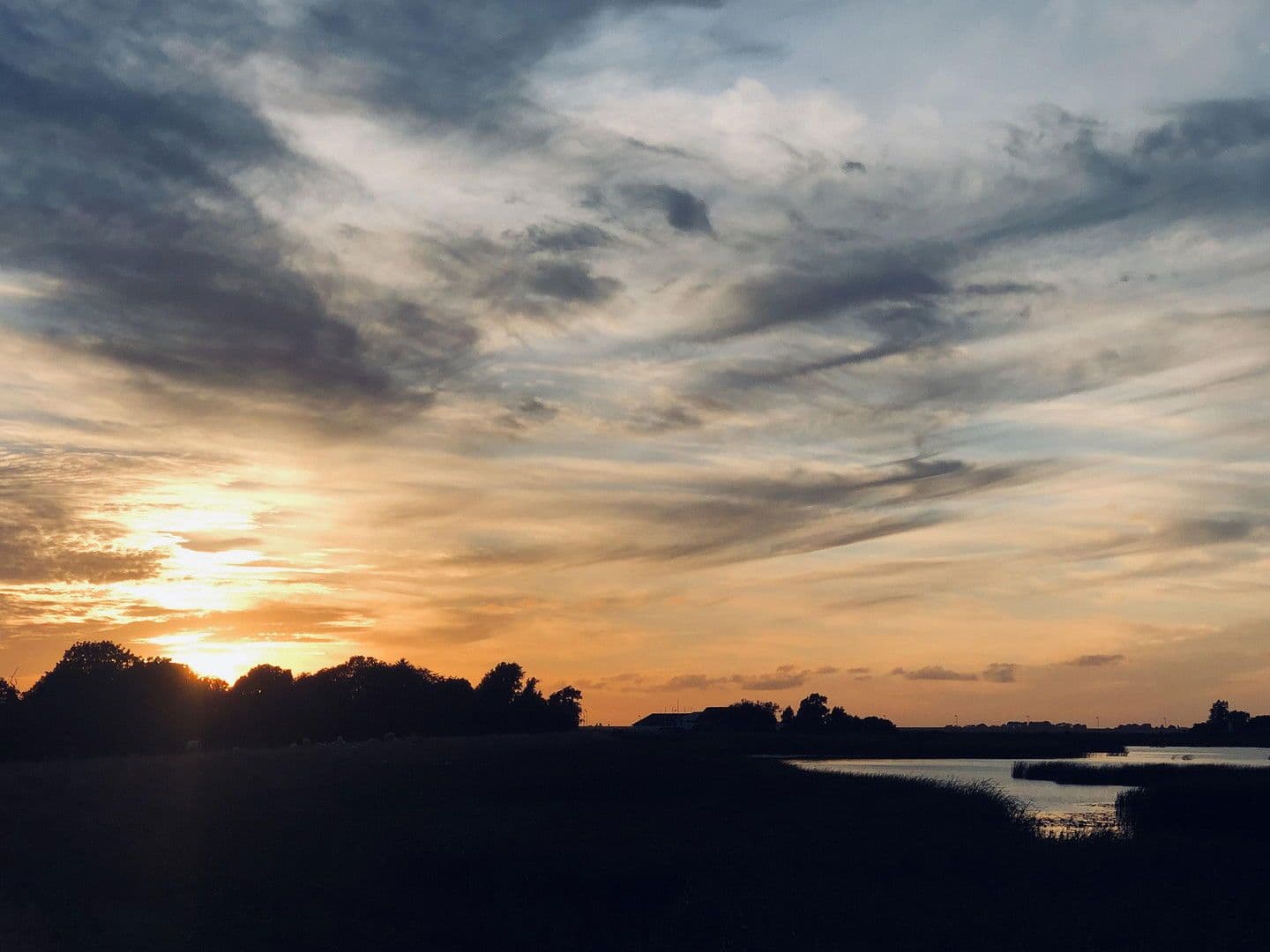 Prodej domu 125 m², pozemek 387 m², Nordosterdeich 74, Neukirchen, Šlesvicko-Holštýnsko Prodej domu 125 m², pozemek 387 m², Nordosterdeich 74, Neukirchen, Šlesvicko-Holštýnsko