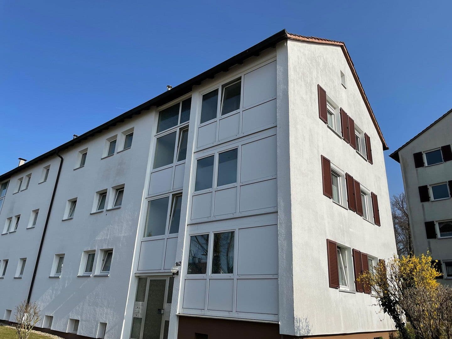 Pronájem bytu 2+1 34 m², Stuttgart, Bádensko-Württembersko Pronájem bytu 2+1 34 m², Stuttgart, Bádensko-Württembersko