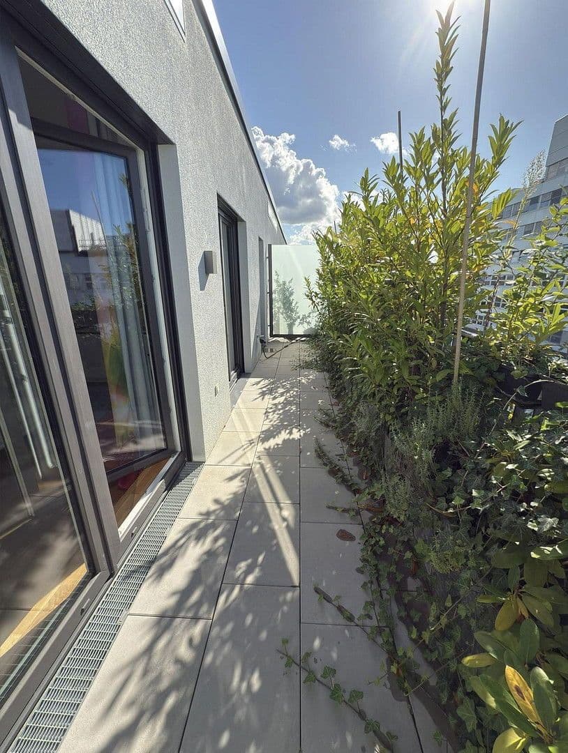 Pronájem bytu 1+kk 45 m², Berlin, Berlín Pronájem bytu 1+kk 45 m², Berlin, Berlín