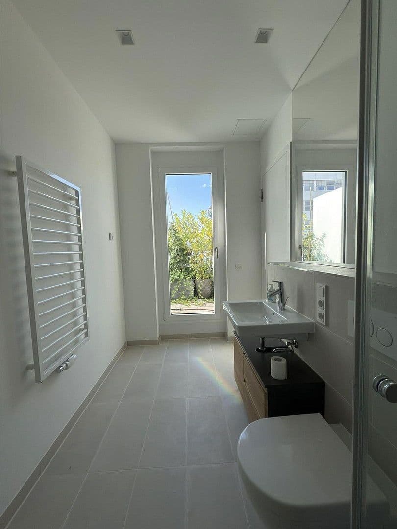 Pronájem bytu 1+kk 45 m², Berlin, Berlín Pronájem bytu 1+kk 45 m², Berlin, Berlín