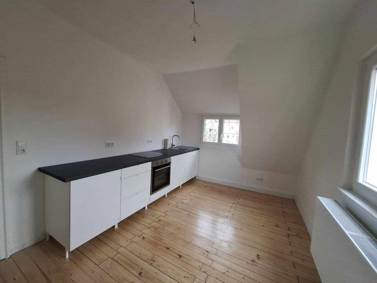 Pronájem bytu 2+1 53 m², Paradiesstraße 17, Nürnberg, Bavorsko Pronájem bytu 2+1 53 m², Paradiesstraße 17, Nürnberg, Bavorsko