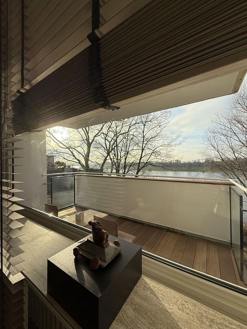 Pronájem bytu 3+1 70 m², Düsseldorfer str 45, Köln, Severní Porýní-Vestfálsko Pronájem bytu 3+1 70 m², Düsseldorfer str 45, Köln, Severní Porýní-Vestfálsko