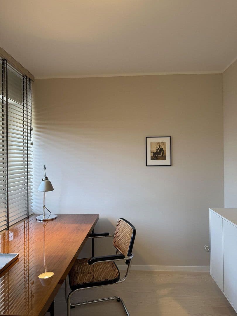 Pronájem bytu 3+1 70 m², Düsseldorfer str 45, Köln, Severní Porýní-Vestfálsko Pronájem bytu 3+1 70 m², Düsseldorfer str 45, Köln, Severní Porýní-Vestfálsko