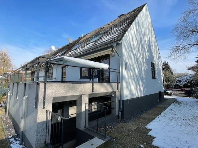 Prodej domu 110 m², pozemek 532 m², Bremen, Bremen Prodej domu 110 m², pozemek 532 m², Bremen, Bremen