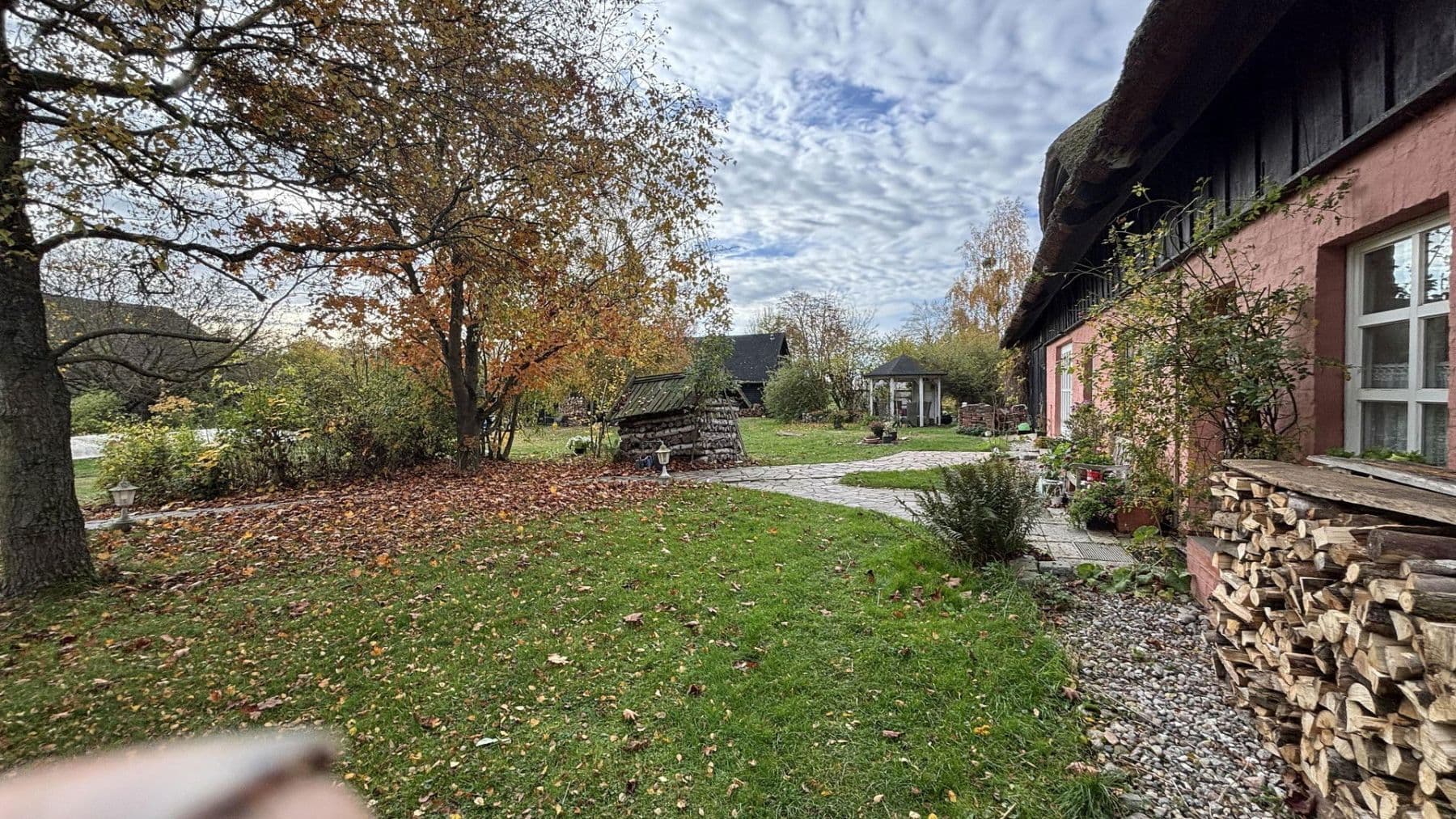 Prodej domu 500 m², pozemek 3.900 m², Penzlin, Mecklenburg-Vorpommern Prodej domu 500 m², pozemek 3.900 m², Penzlin, Mecklenburg-Vorpommern