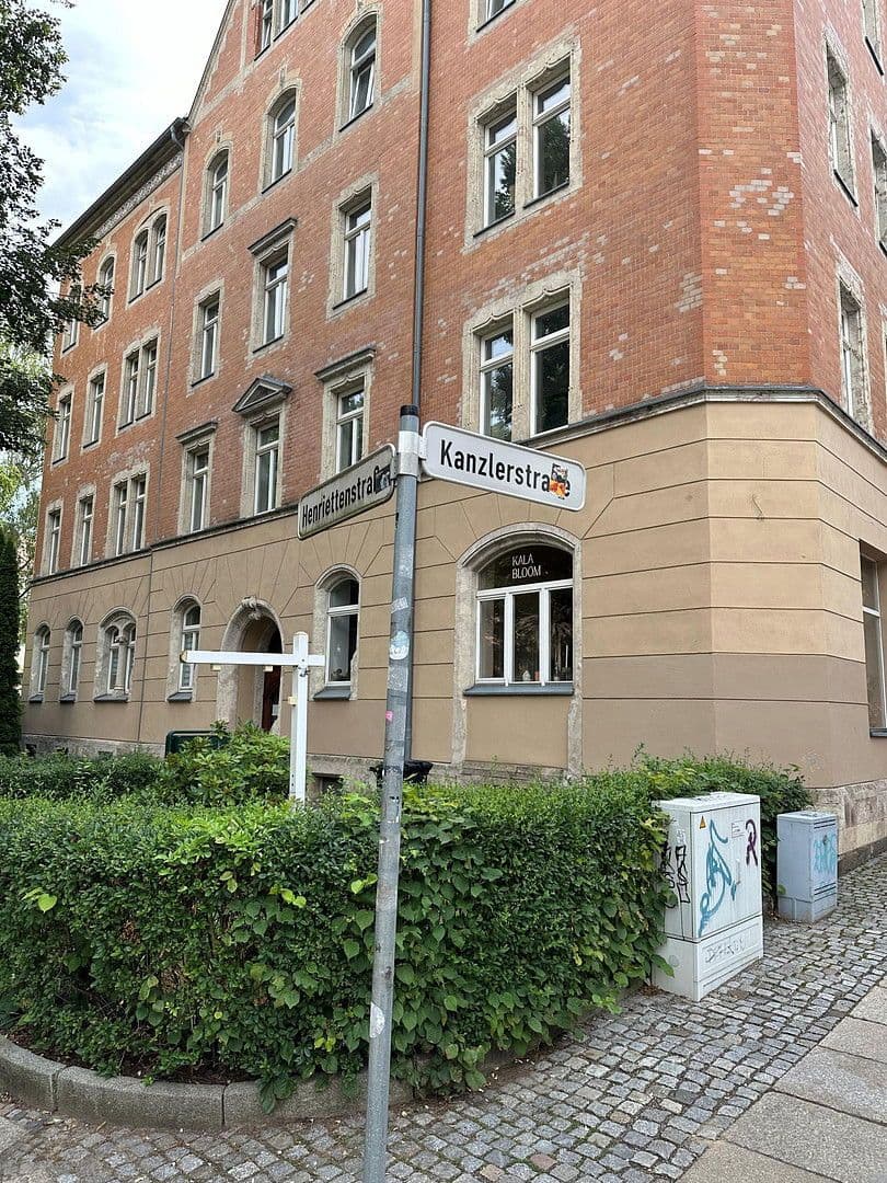 Pronájem bytu 2+1 53 m², Henriettenstr 23, Chemnitz, Sasko Pronájem bytu 2+1 53 m², Henriettenstr 23, Chemnitz, Sasko