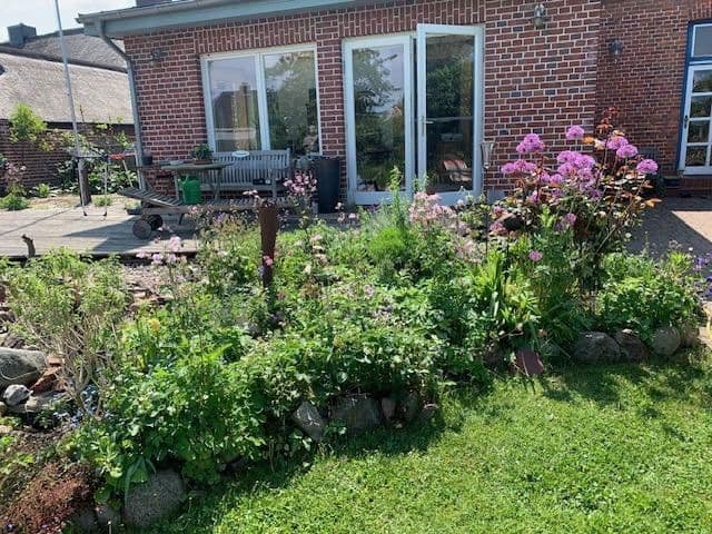 Prodej domu 200 m², pozemek 1.450 m², Dierhagen, Mecklenburg-Vorpommern Prodej domu 200 m², pozemek 1.450 m², Dierhagen, Mecklenburg-Vorpommern