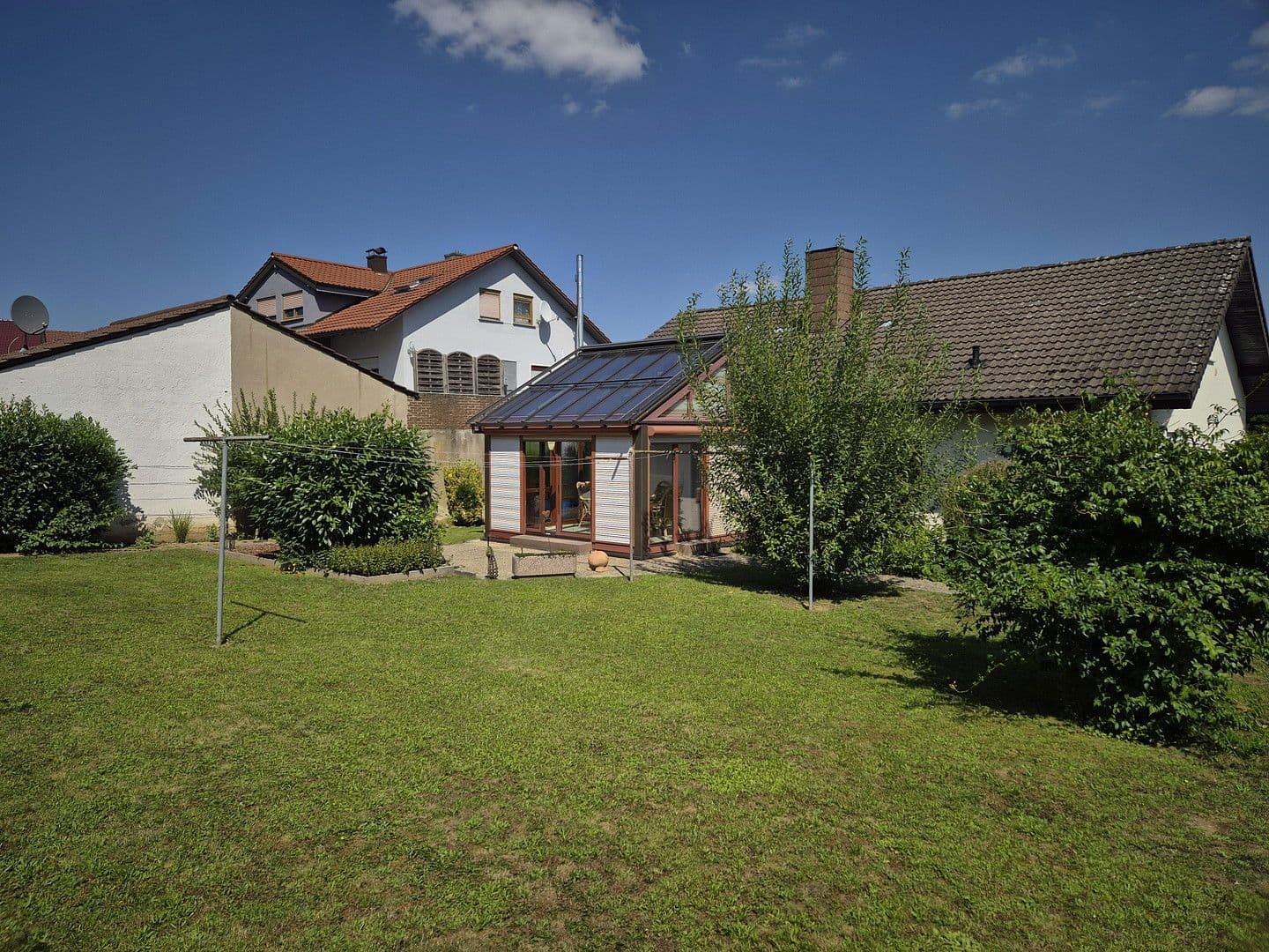 Prodej domu 185 m², pozemek 708 m², Sinsheim, Bádensko-Württembersko Prodej domu 185 m², pozemek 708 m², Sinsheim, Bádensko-Württembersko