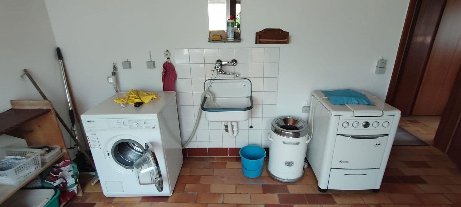 Prodej domu 185 m², pozemek 708 m², Sinsheim, Bádensko-Württembersko Prodej domu 185 m², pozemek 708 m², Sinsheim, Bádensko-Württembersko