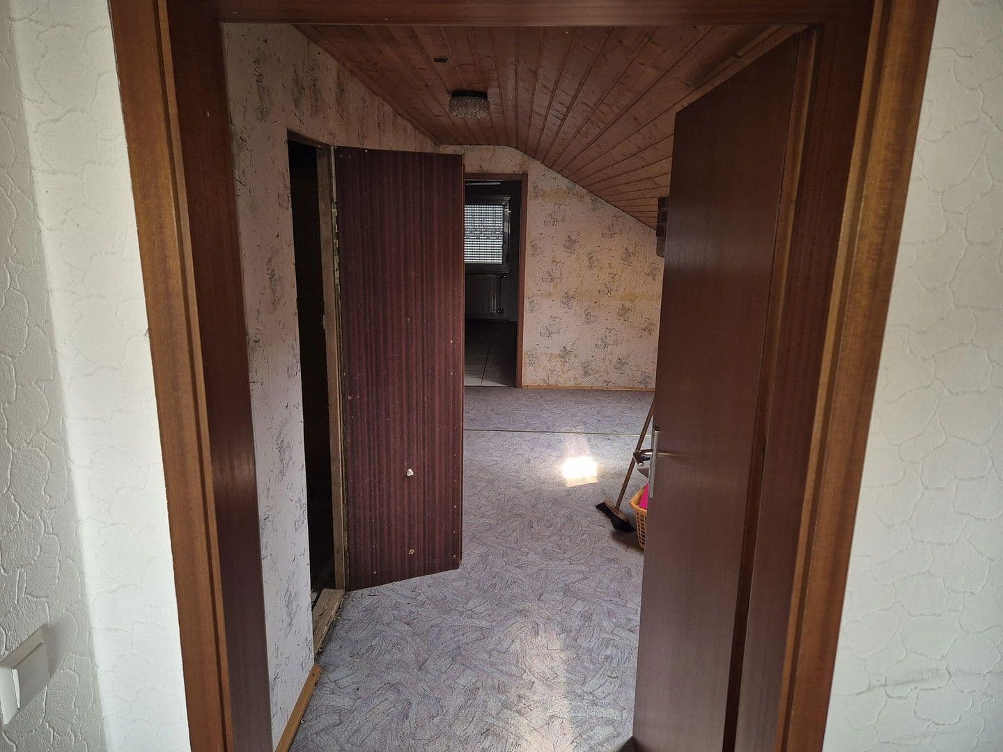 Prodej domu 185 m², pozemek 708 m², Sinsheim, Bádensko-Württembersko Prodej domu 185 m², pozemek 708 m², Sinsheim, Bádensko-Württembersko