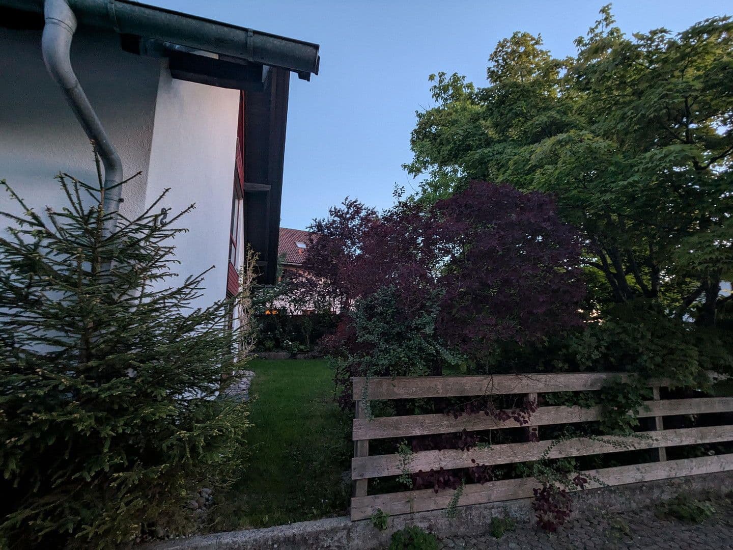 Prodej domu 202 m², pozemek 680 m², Egmating, Bavorsko Prodej domu 202 m², pozemek 680 m², Egmating, Bavorsko