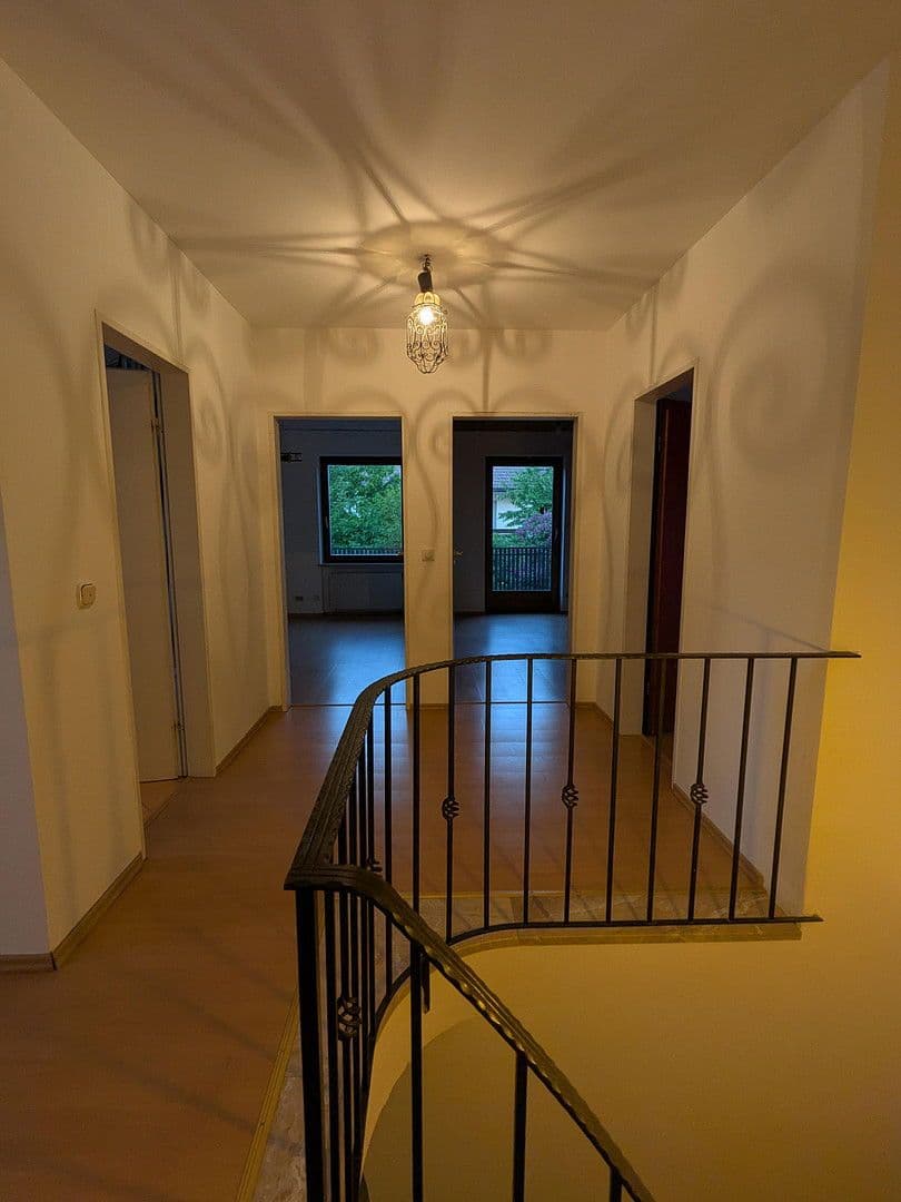 Prodej domu 202 m², pozemek 680 m², Egmating, Bavorsko Prodej domu 202 m², pozemek 680 m², Egmating, Bavorsko