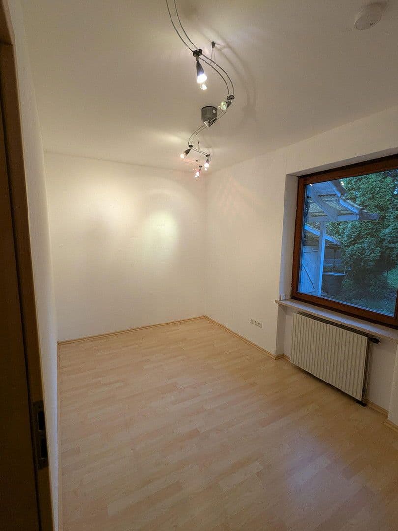 Prodej domu 202 m², pozemek 680 m², Egmating, Bavorsko Prodej domu 202 m², pozemek 680 m², Egmating, Bavorsko
