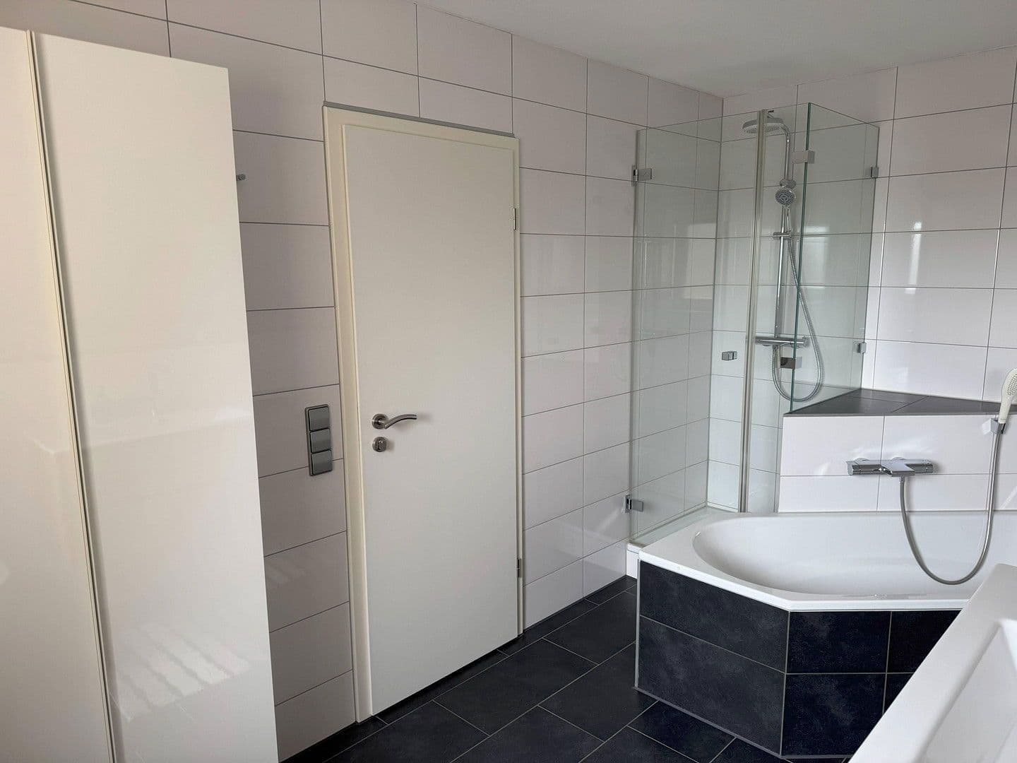 Prodej bytu 3+1 106 m², Hornberger Straße 12, Böblingen, Bádensko-Württembersko Prodej bytu 3+1 106 m², Hornberger Straße 12, Böblingen, Bádensko-Württembersko