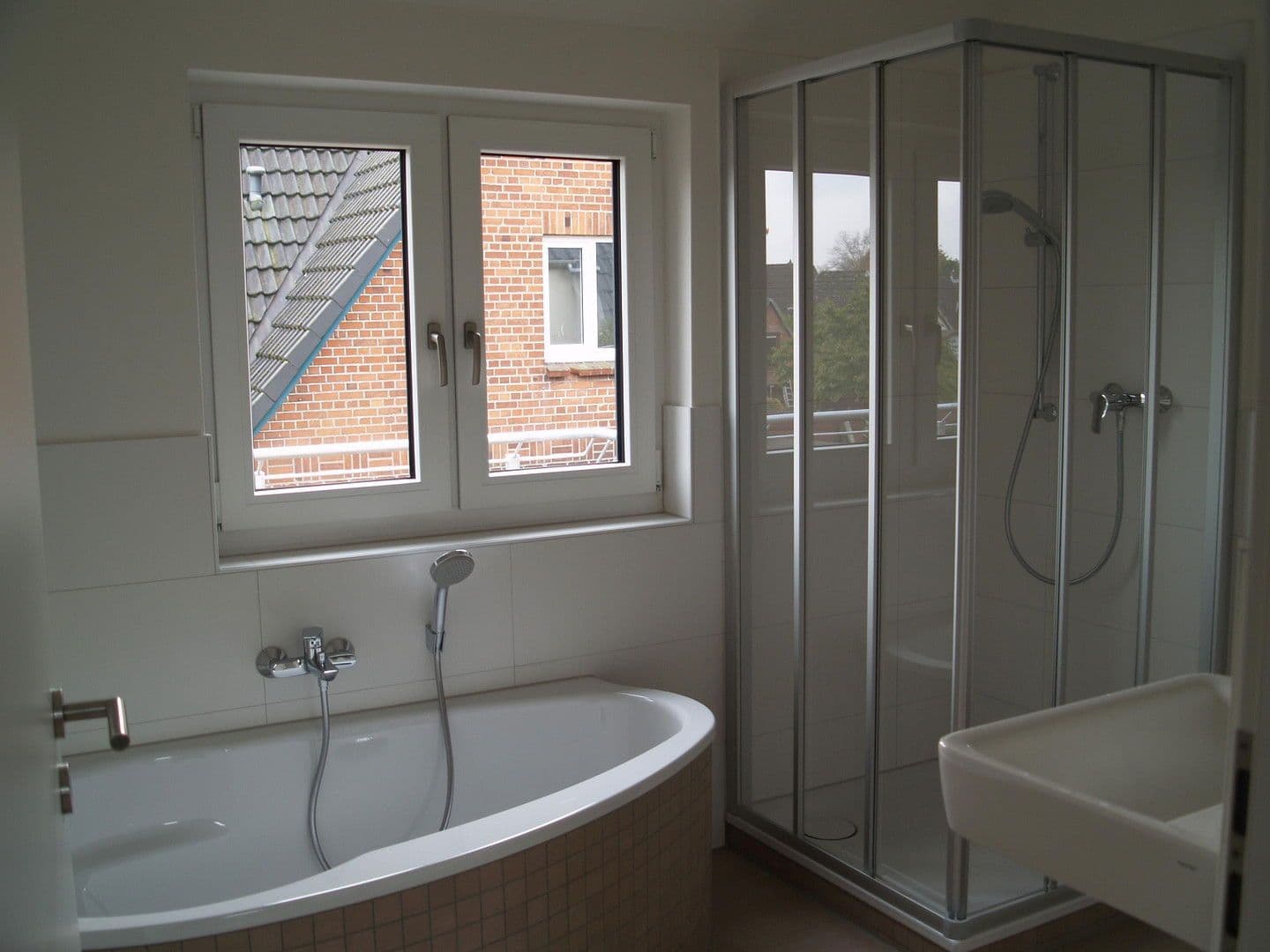 Pronájem domu 85 m², pozemek 150 m², Trittau, Šlesvicko-Holštýnsko Pronájem domu 85 m², pozemek 150 m², Trittau, Šlesvicko-Holštýnsko