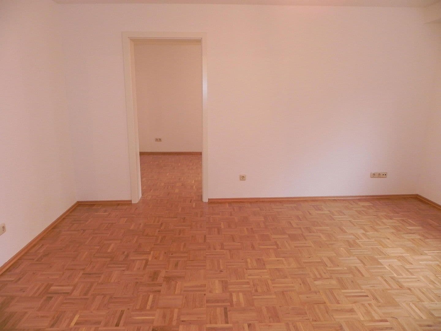 Pronájem bytu 3+1 97 m², Aschaffenburger Straße 50, Offenbach, Hessen Pronájem bytu 3+1 97 m², Aschaffenburger Straße 50, Offenbach, Hessen