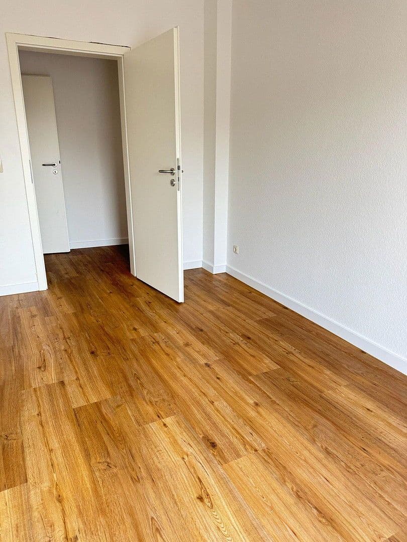 Pronájem bytu 3+1 94 m², Rogätzer Str. 62, Magdeburg, Sasko-Anhaltsko Pronájem bytu 3+1 94 m², Rogätzer Str. 62, Magdeburg, Sasko-Anhaltsko