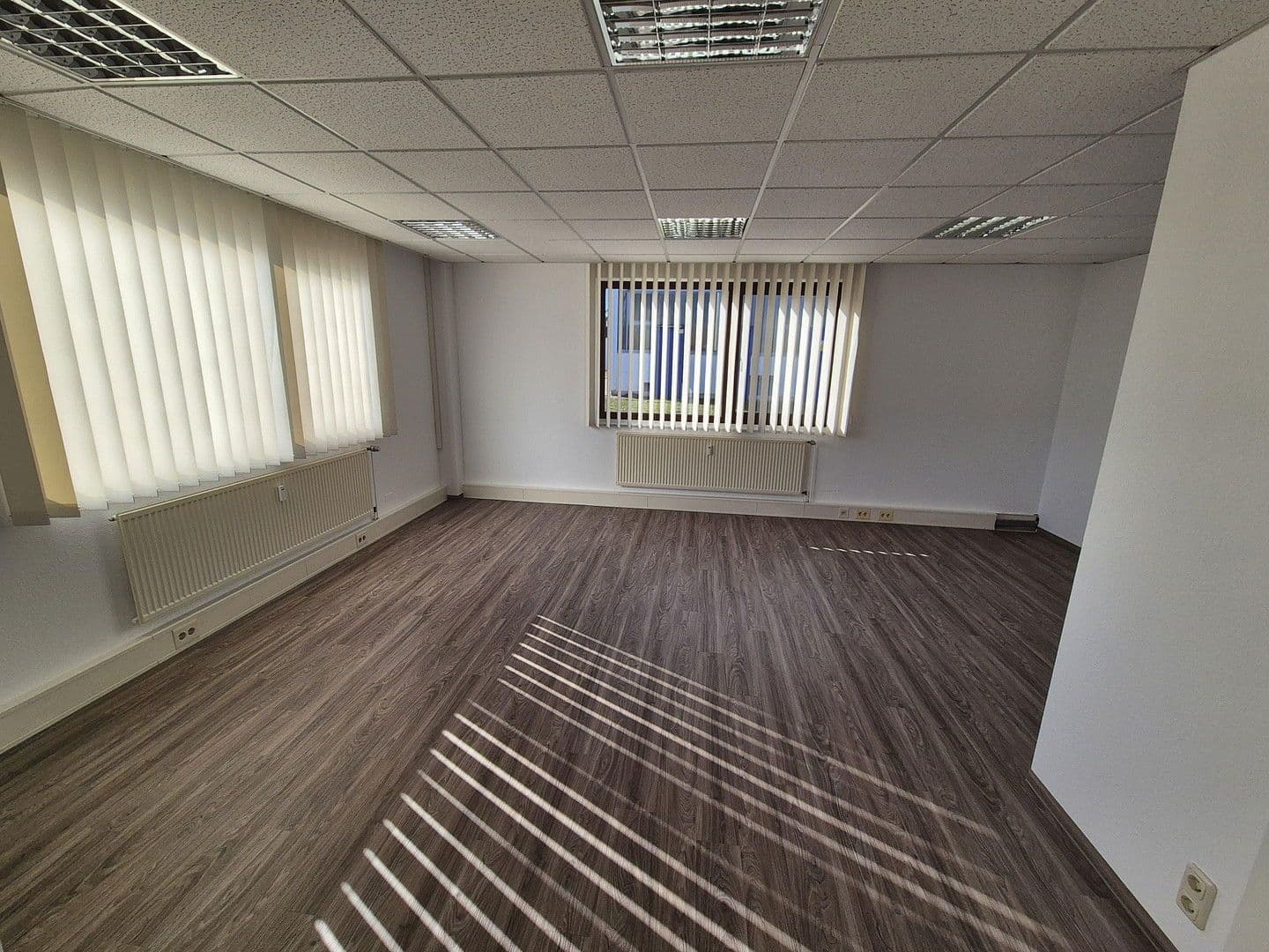 Pronájem kanceláře 124 m², Rudolf-Diesel-Str. 11, Kaltenkirchen, Šlesvicko-Holštýnsko Pronájem kanceláře 124 m², Rudolf-Diesel-Str. 11, Kaltenkirchen, Šlesvicko-Holštýnsko