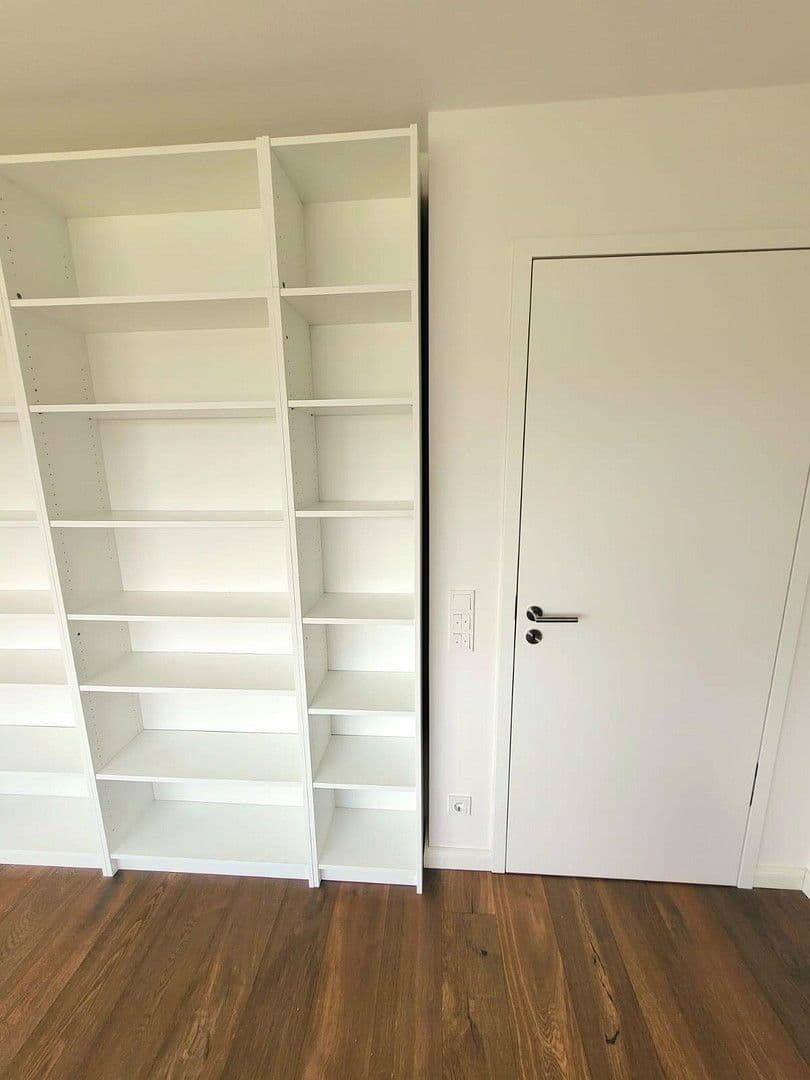 Pronájem domu 240 m², pozemek 850 m², Pfungstädter Straße 64, Darmstadt OT Eberstadt, Hessen Pronájem domu 240 m², pozemek 850 m², Pfungstädter Straße 64, Darmstadt OT Eberstadt, Hessen