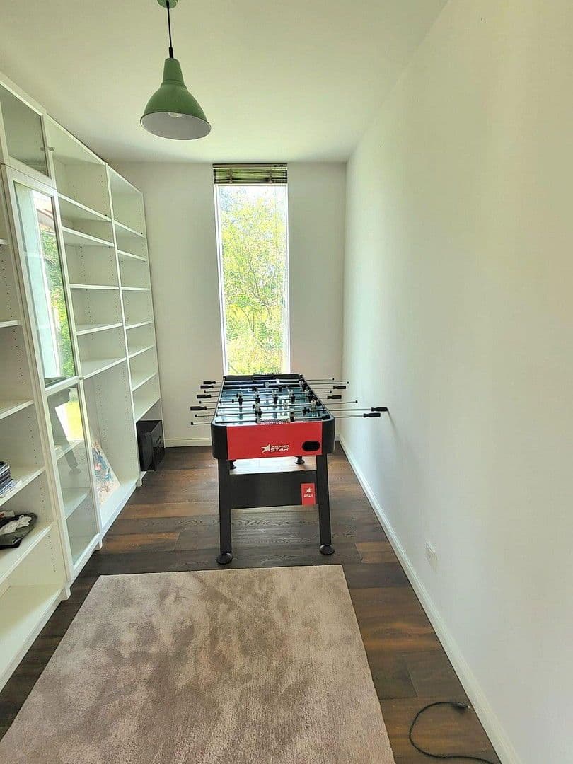 Pronájem domu 240 m², pozemek 850 m², Pfungstädter Straße 64, Darmstadt OT Eberstadt, Hessen Pronájem domu 240 m², pozemek 850 m², Pfungstädter Straße 64, Darmstadt OT Eberstadt, Hessen