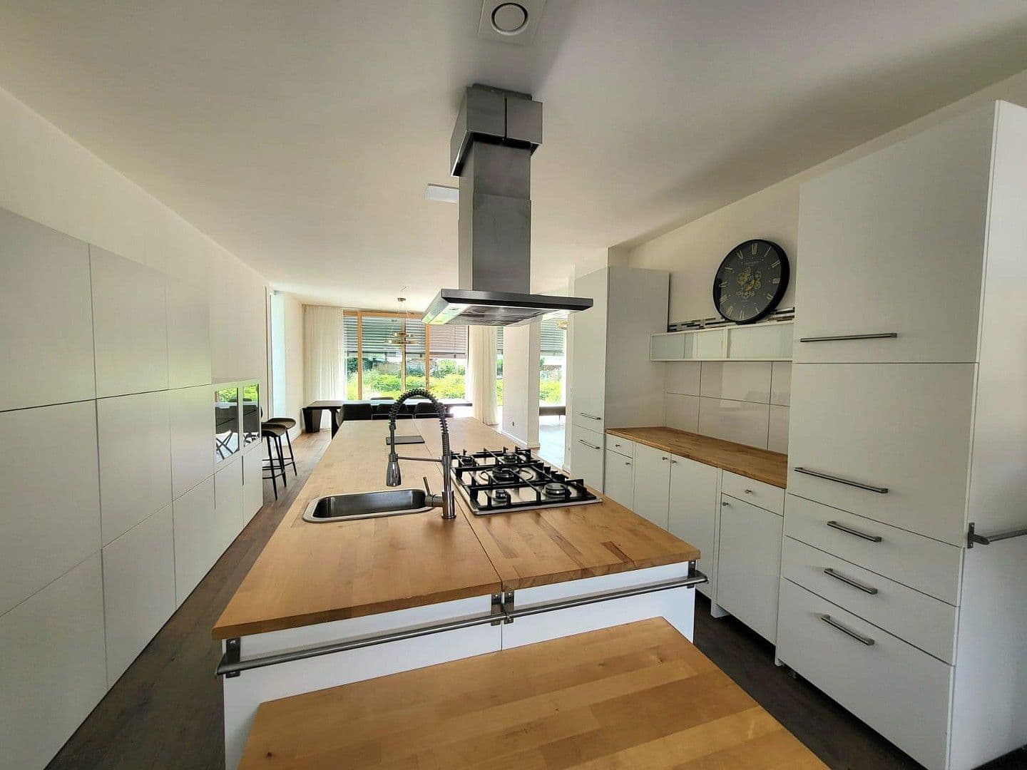 Pronájem domu 240 m², pozemek 850 m², Pfungstädter Straße 64, Darmstadt OT Eberstadt, Hessen Pronájem domu 240 m², pozemek 850 m², Pfungstädter Straße 64, Darmstadt OT Eberstadt, Hessen