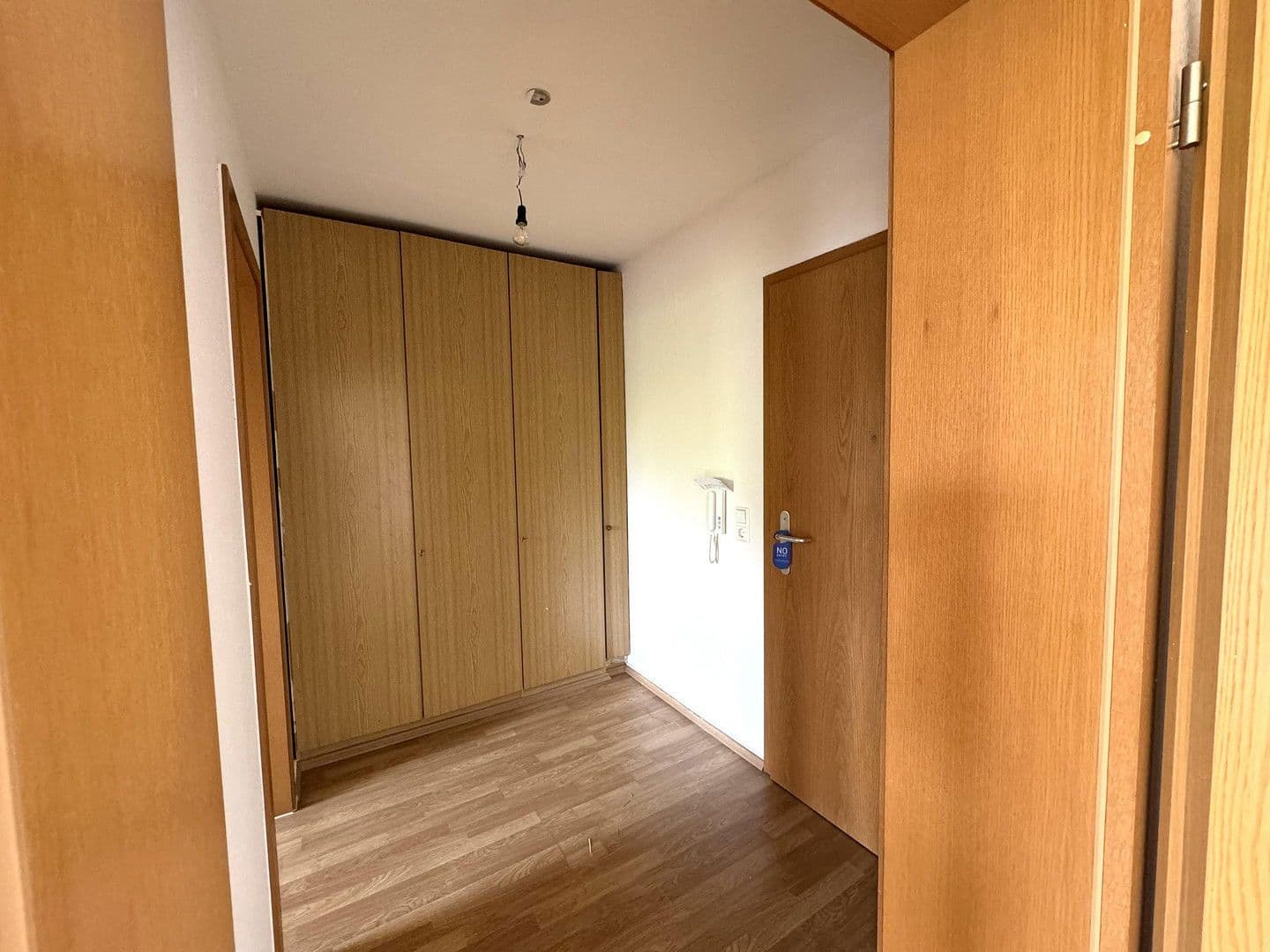Pronájem bytu 1+1 45 m², Bodelschwinghstraße 28, Pforzheim, Bádensko-Württembersko Pronájem bytu 1+1 45 m², Bodelschwinghstraße 28, Pforzheim, Bádensko-Württembersko