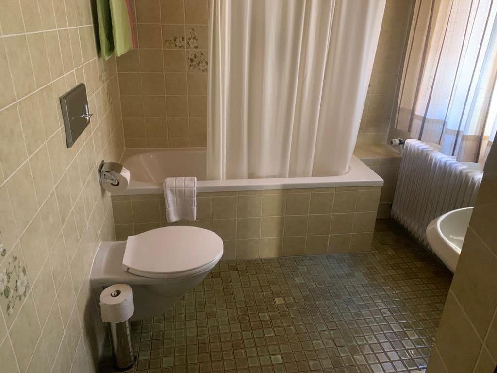 Pronájem domu 300 m², pozemek 550 m², Straubing, Bavorsko Pronájem domu 300 m², pozemek 550 m², Straubing, Bavorsko