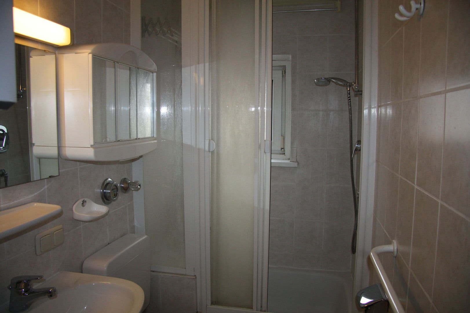 Pronájem bytu 1+1 34 m², Laibacher Strasse 8, München, Bavorsko Pronájem bytu 1+1 34 m², Laibacher Strasse 8, München, Bavorsko