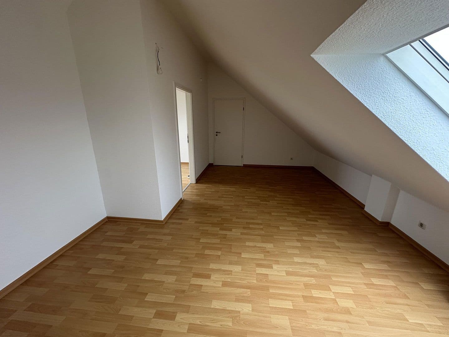 Pronájem bytu 3+kk 89 m², Offenbacher Straße, Dietzenbach, Hessen Pronájem bytu 3+kk 89 m², Offenbacher Straße, Dietzenbach, Hessen